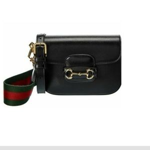 Gucci crossbody horsebit closure